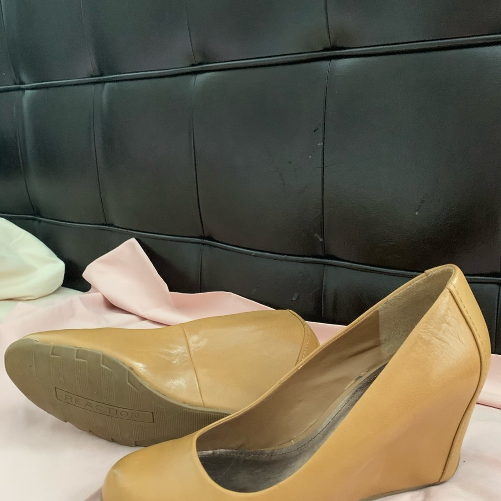 Beige shoes